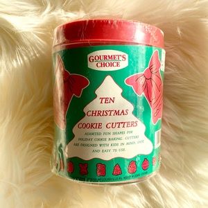 Vintage Christmas holiday cookie cutters sealed
